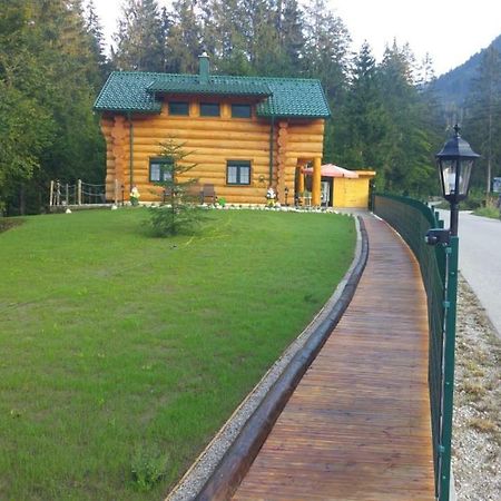 Ferienwohnungen Blockhaus - Zwergenhaeusl Grünau im Almtal 外观 照片