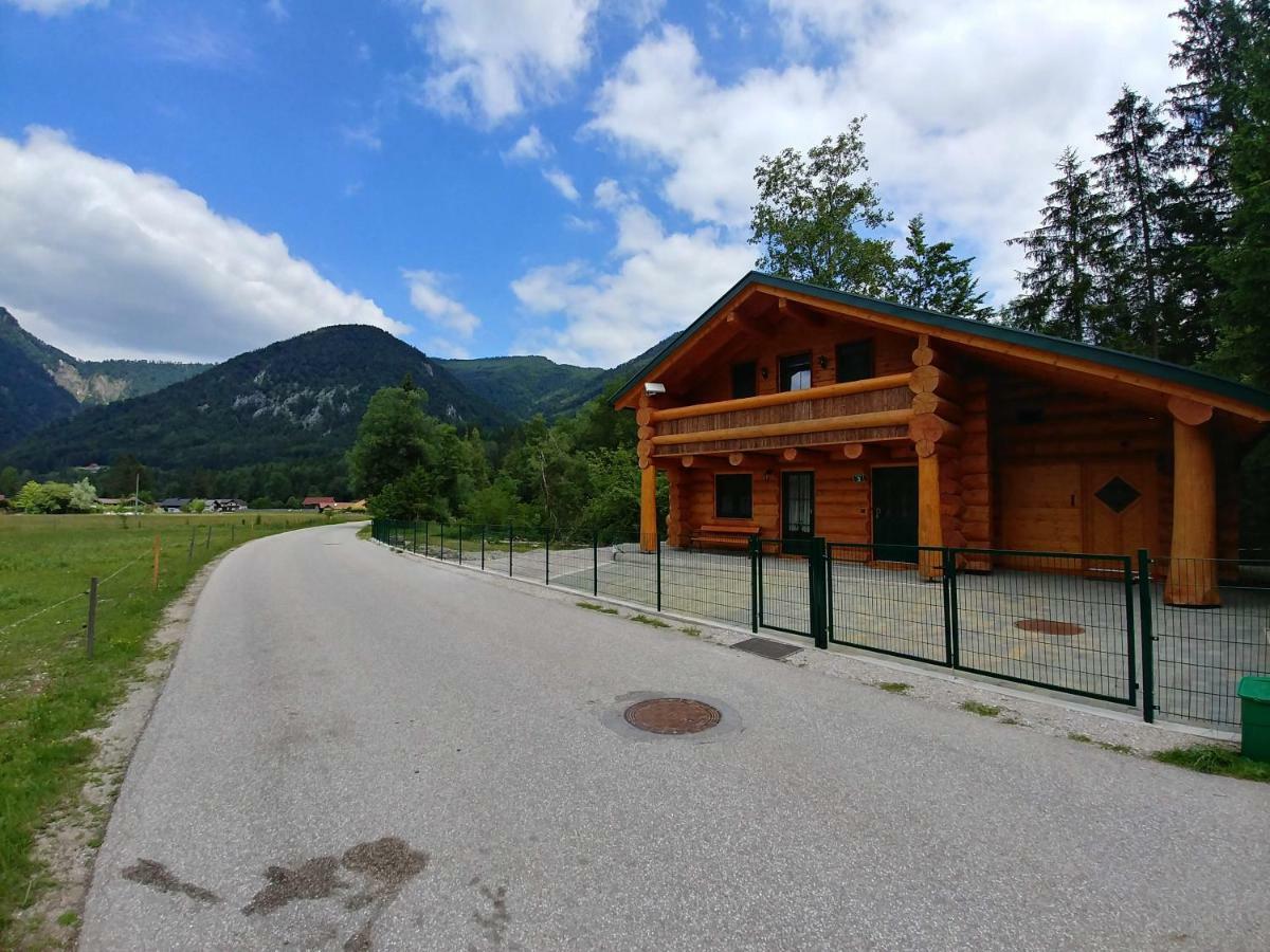 Ferienwohnungen Blockhaus - Zwergenhaeusl Grünau im Almtal 外观 照片